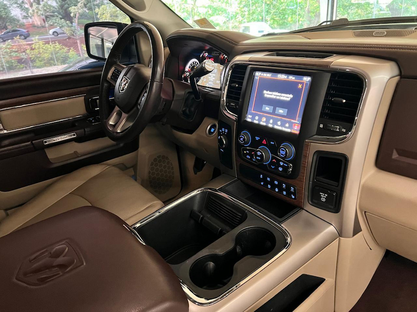 Foto do veículo RAM 2500  LAIE 2018 78.000 KM 279.000,00