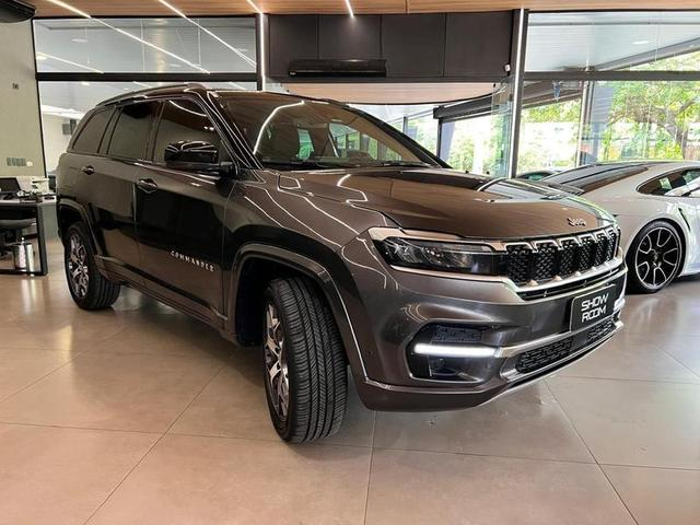 Foto do veículo JEEP COMMANDER  OVR TD380 2022 17.974 KM 209.000,00