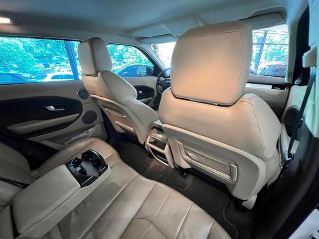 Foto do veículo LAND ROVER RANGE ROVER EVOQUE P240FF SE 2019 78.080 KM 159.000,00
