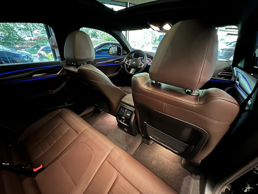 Foto do veículo BMW X4  XDRIVE30I 2024 16.088 KM 409.000,00