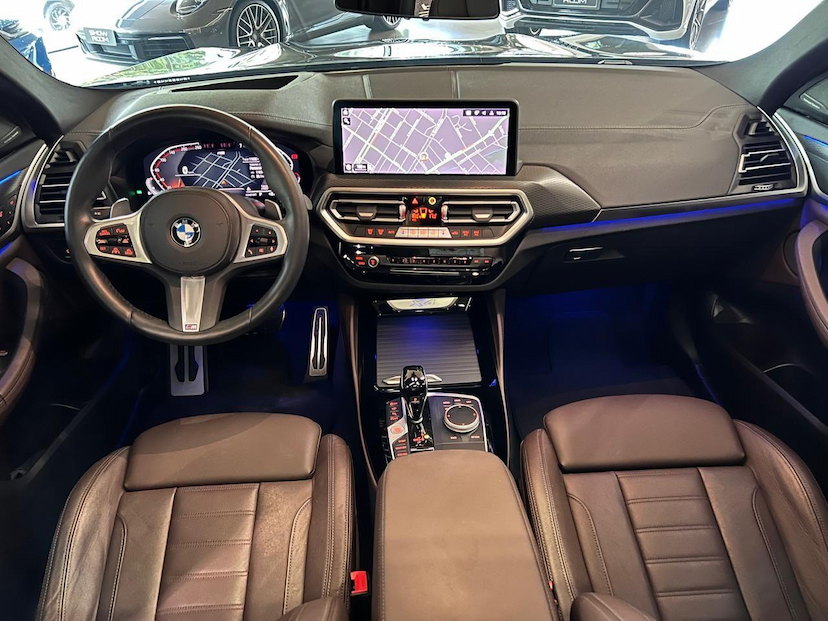 Foto do veículo BMW X4  XDRIVE30I 2024 16.088 KM 409.000,00