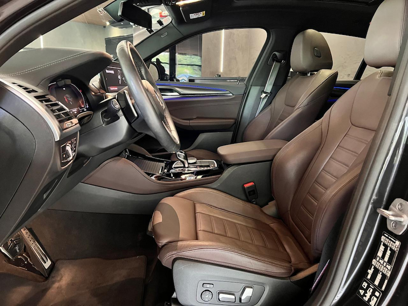 Foto do veículo BMW X4  XDRIVE30I 2024 16.088 KM 409.000,00