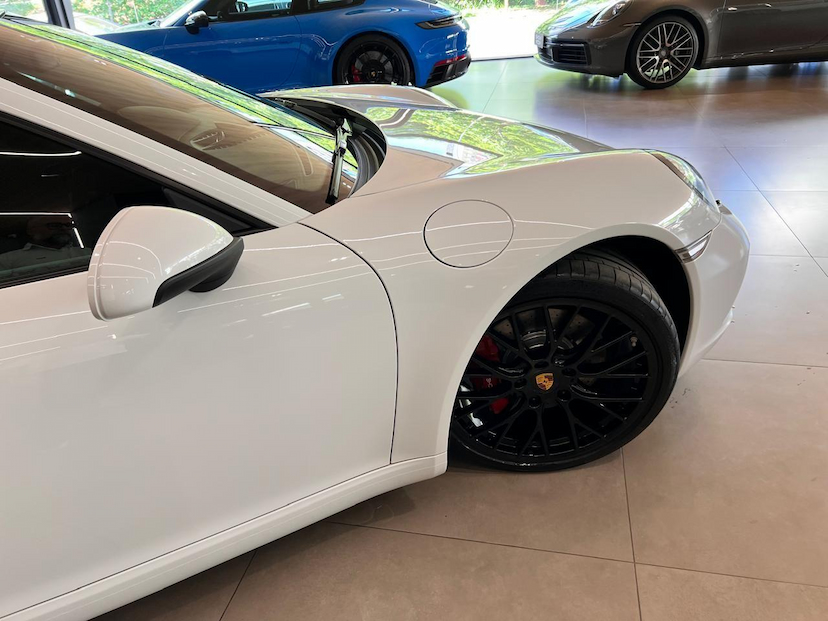 Foto do veículo PORSCHE 911  CARRERA S 2017 29.200 KM 549.000,00
