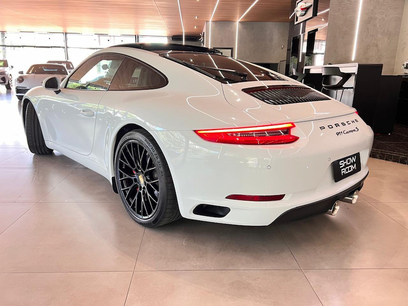 Foto do veículo PORSCHE 911  CARRERA S 2017 29.200 KM 549.000,00