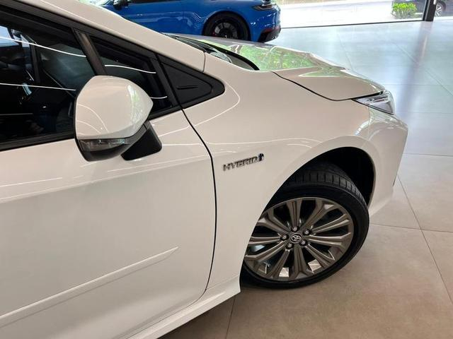 Foto do veículo TOYOTA COROLLA  ALTIS HV 2023 30.350 KM 152.000,00
