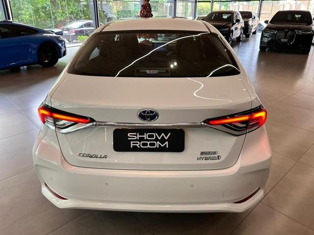 Foto do veículo TOYOTA COROLLA  ALTIS HV 2023 30.350 KM 152.000,00