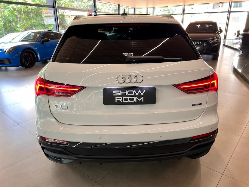 Foto do veículo AUDI Q3 AUDI  2.0TFSI 2024 10.000 KM 300.000,00