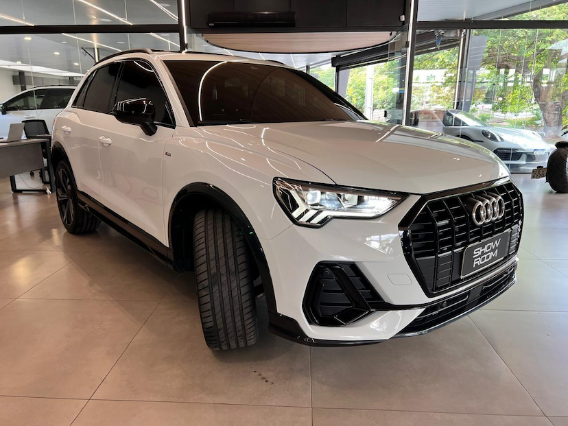 Foto do veículo AUDI Q3 AUDI  2.0TFSI 2024 10.000 KM 300.000,00