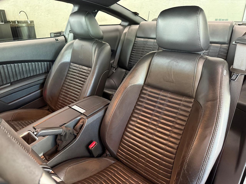 Foto do veículo FORD MUSTANG  SHELBY GT 500 2010 27.000 KM 510.000,00