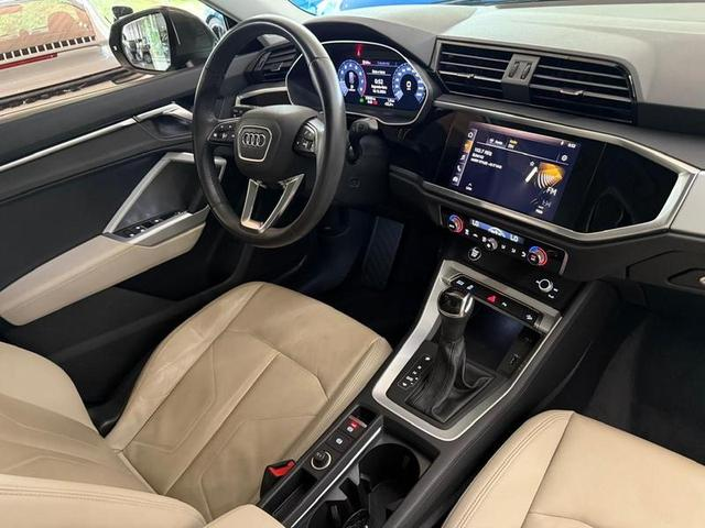 Foto do veículo AUDI Q3  1.4TFSI 2021 33.939 KM 175.000,00