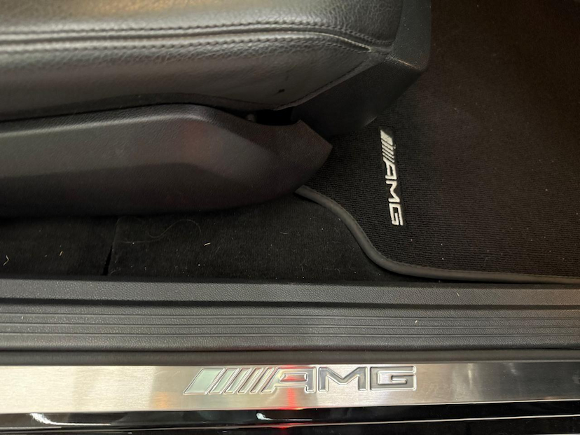 Foto do veículo MERCEDES-BENZ E 63 AMG  2010 99.000 KM 170.000,00