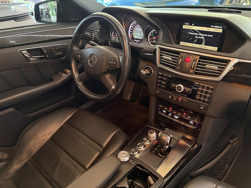 Foto do veículo MERCEDES-BENZ E 63 AMG  2010 99.000 KM 170.000,00