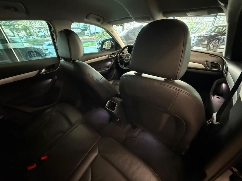 Foto do veículo AUDI Q3  2.0TFSI 2015 116.000 KM 75.000,00