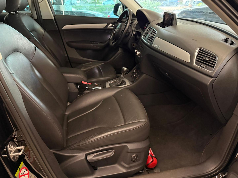 Foto do veículo AUDI Q3  2.0TFSI 2015 116.000 KM 75.000,00