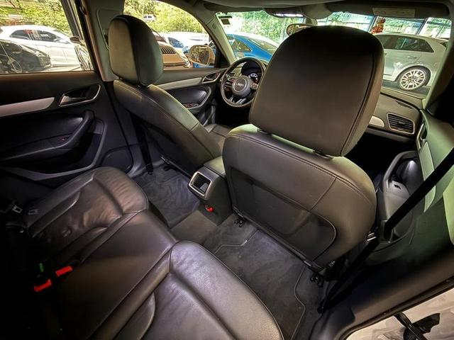 Foto do veículo AUDI Q3  150CV 2016 53.606 KM 93.000,00