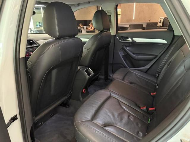 Foto do veículo AUDI Q3  150CV 2016 53.606 KM 93.000,00