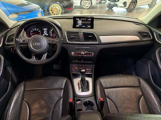 Foto do veículo AUDI Q3  150CV 2016 53.606 KM 93.000,00