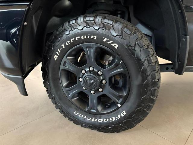 Foto do veículo RAM 2500  LARAM. 6.7 NIGHT ED. TB CD 4X4 DIE. 2023 63.000 KM 389.000,00