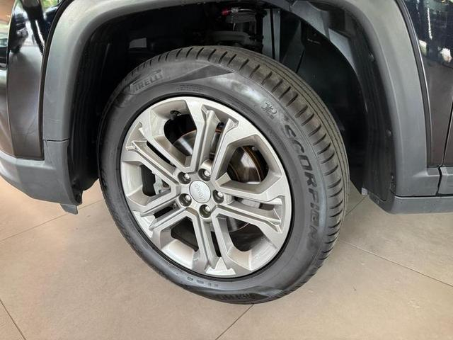 Foto do veículo JEEP COMPASS  LONGITUDE TF 2023 45.774 KM 141.000,00