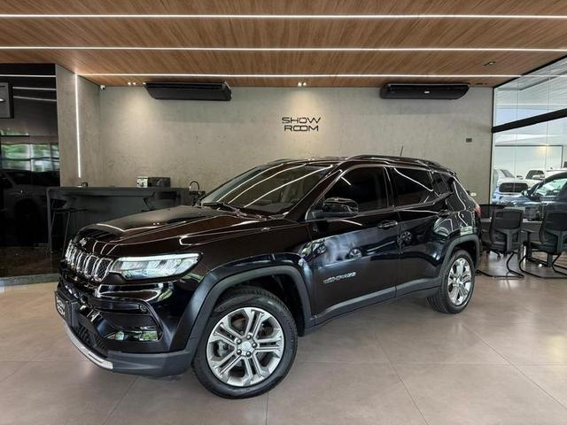 Foto do veículo JEEP COMPASS  LONGITUDE TF 2023 45.774 KM 141.000,00
