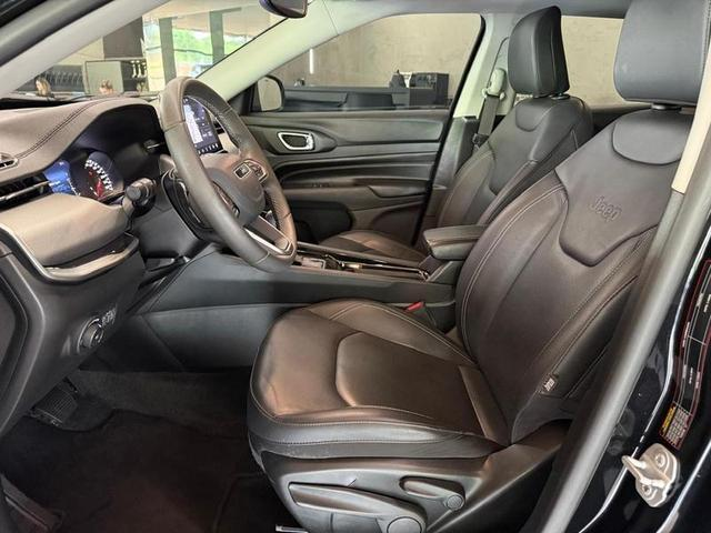 Foto do veículo JEEP COMPASS  LONGITUDE TF 2023 45.774 KM 141.000,00