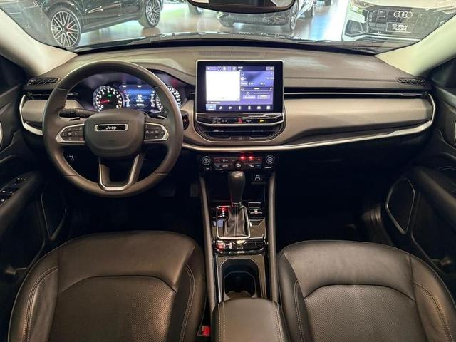 Foto do veículo JEEP COMPASS  LONGITUDE TF 2023 45.774 KM 141.000,00