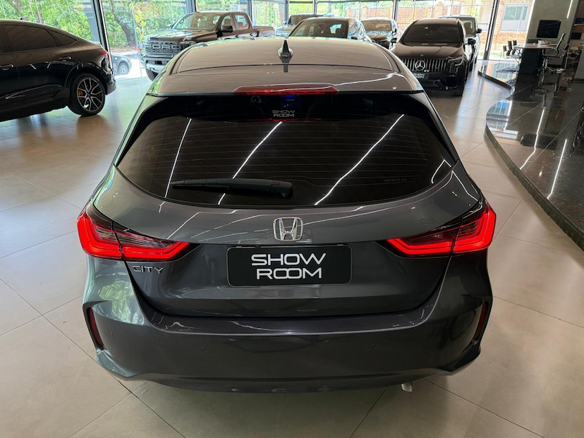 Foto do veículo HONDA CITY  HATCH TOURING 2023 27.919 KM 109.000,00