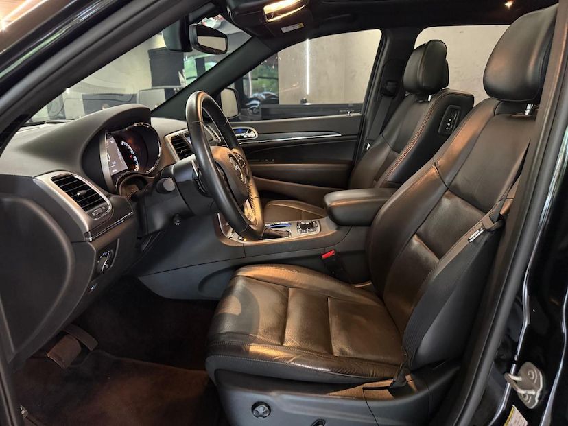 Foto do veículo JEEP CHEROKEE G LTD3.6L 2018 72.857 KM 175.000,00
