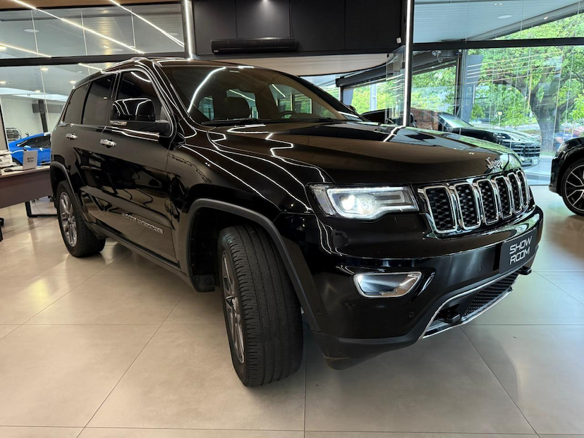 Foto do veículo JEEP CHEROKEE G LTD3.6L 2018 72.857 KM 175.000,00