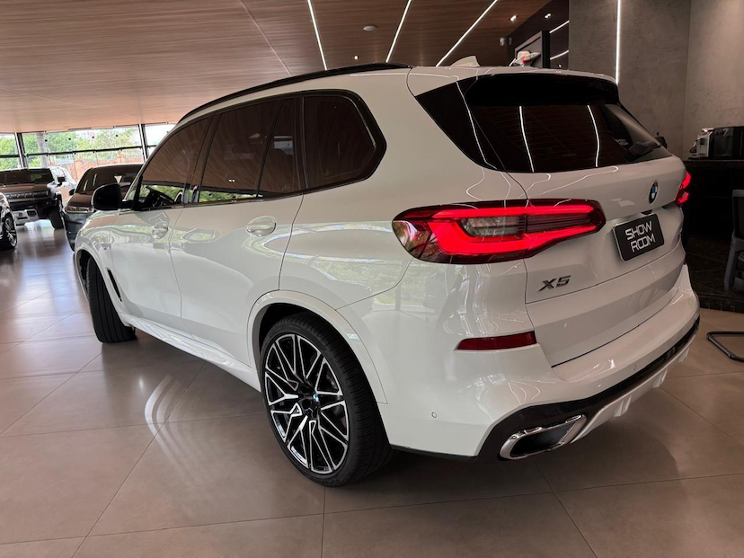 Foto do veículo BMW X5  XDRIVE30D 2020 44.887 KM 359.000,00