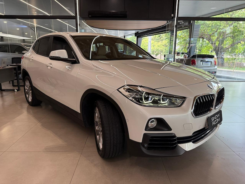 Foto do veículo BMW X2  S18I ACTIVEFLEX 2020 46.000 KM 150.000,00