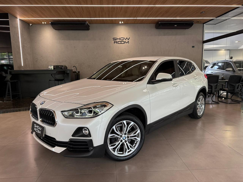 Foto do veículo BMW X2  S18I ACTIVEFLEX 2020 46.000 KM 150.000,00