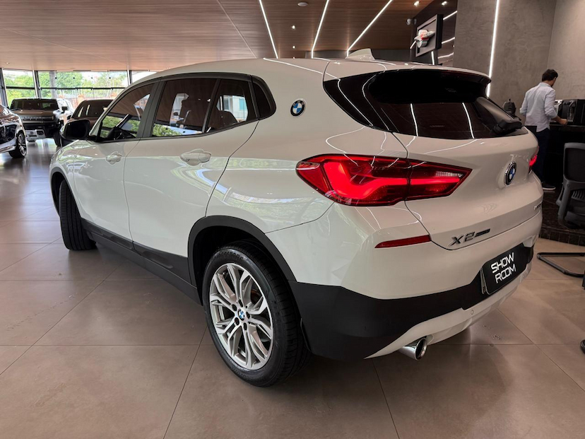 Foto do veículo BMW X2  S18I ACTIVEFLEX 2020 46.000 KM 150.000,00