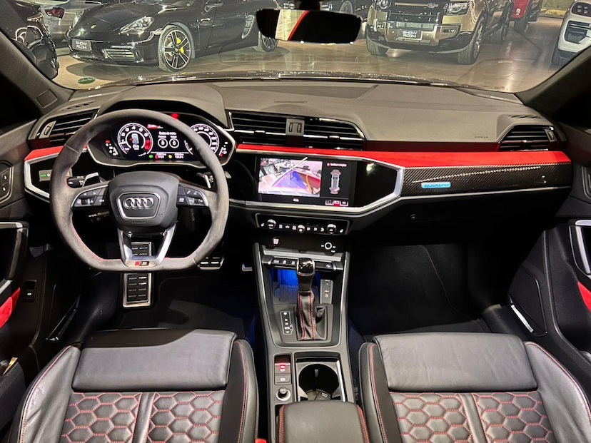 Foto do veículo AUDI RS Q3  SPORT BACK TFSI 2021 31.000 KM 390.000,00