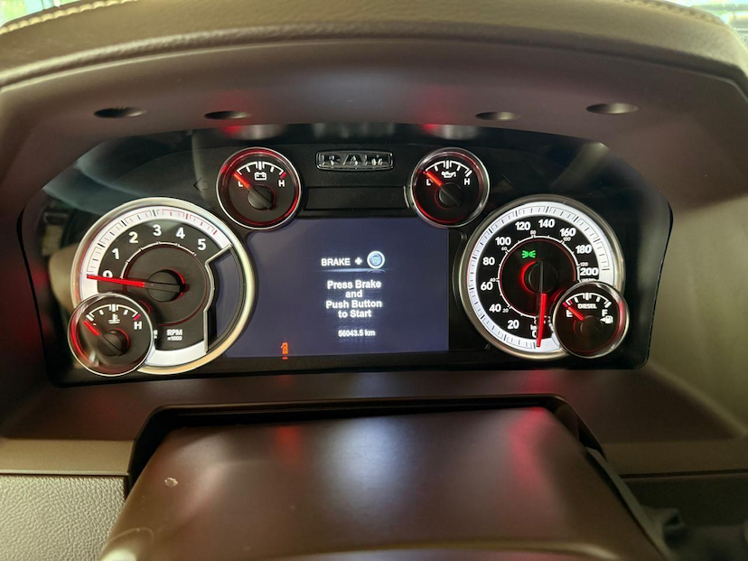 Foto do veículo RAM 2500  LARAMIE 2018 56.970 KM 285.000,00