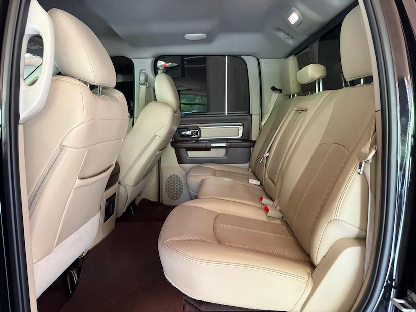 Foto do veículo RAM 2500  LARAMIE 2018 56.970 KM 285.000,00