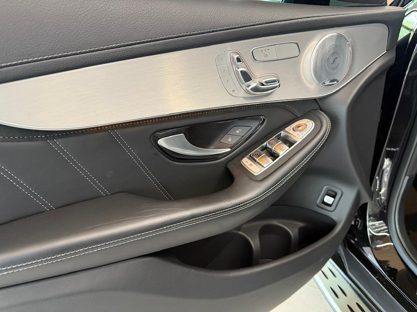 Foto do veículo MERCEDES-BENZ GLC 63 AMG  4M 2019 26.189 KM 399.000,00