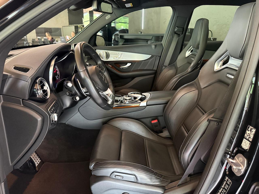 Foto do veículo MERCEDES-BENZ GLC 63 AMG  4M 2019 26.189 KM 399.000,00