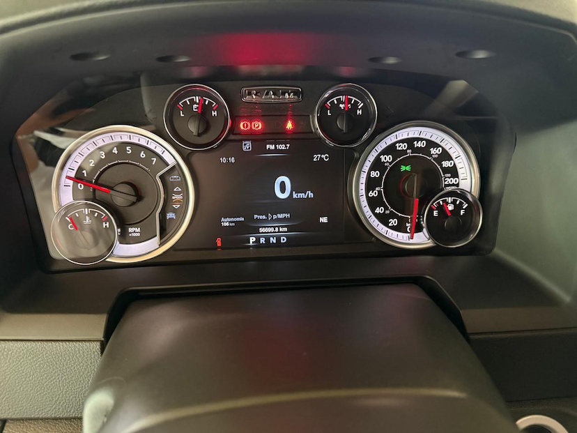 Foto do veículo RAM CLASSIC  LAIE 2022 58.000 KM 265.000,00