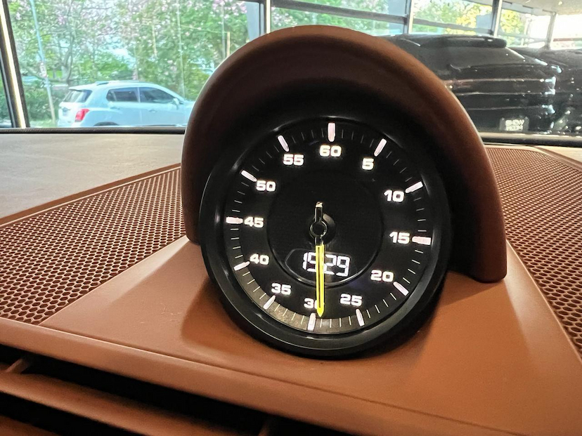 Foto do veículo PORSCHE PANAMERA  4EHYB 2023 4.549 KM 719.000,00