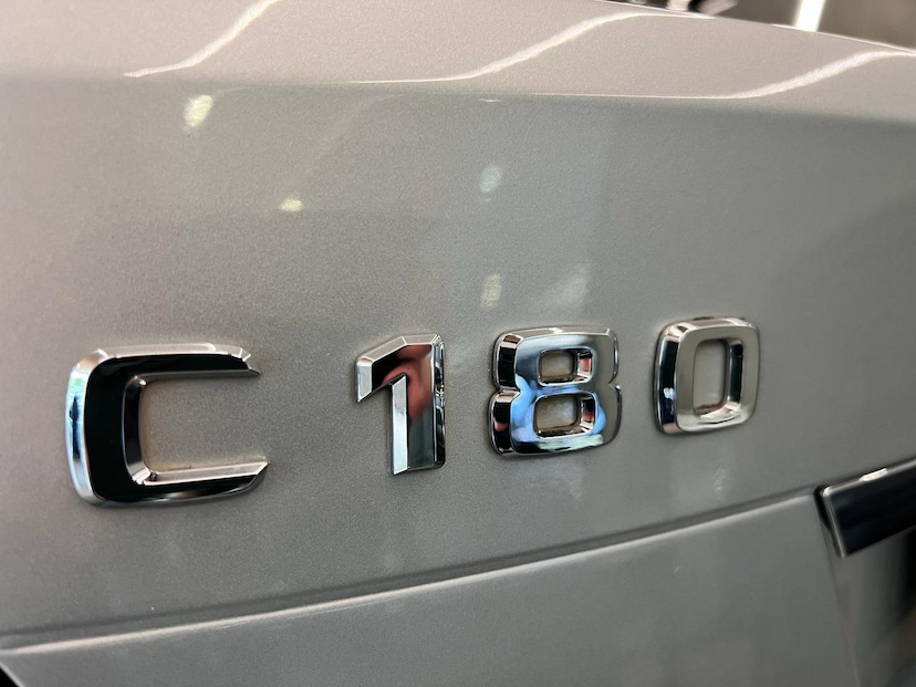 Foto do veículo MERCEDES-BENZ C 180  CGI SPORT 1.6 TB 156CV AUT 2013 110.500 KM 75.000,00