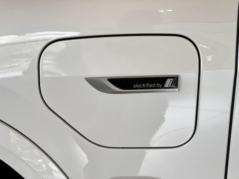 Foto do veículo BMW X5  XDRIVE45E 2022 29.000 KM 480.000,00