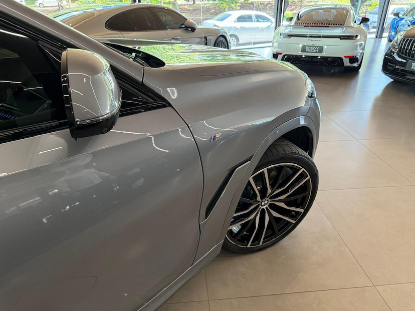 Foto do veículo BMW X6  XDRIVE 40I M SPORT 3.0 BI-TB (HIB.) 2024 14.188 KM 689.000,00