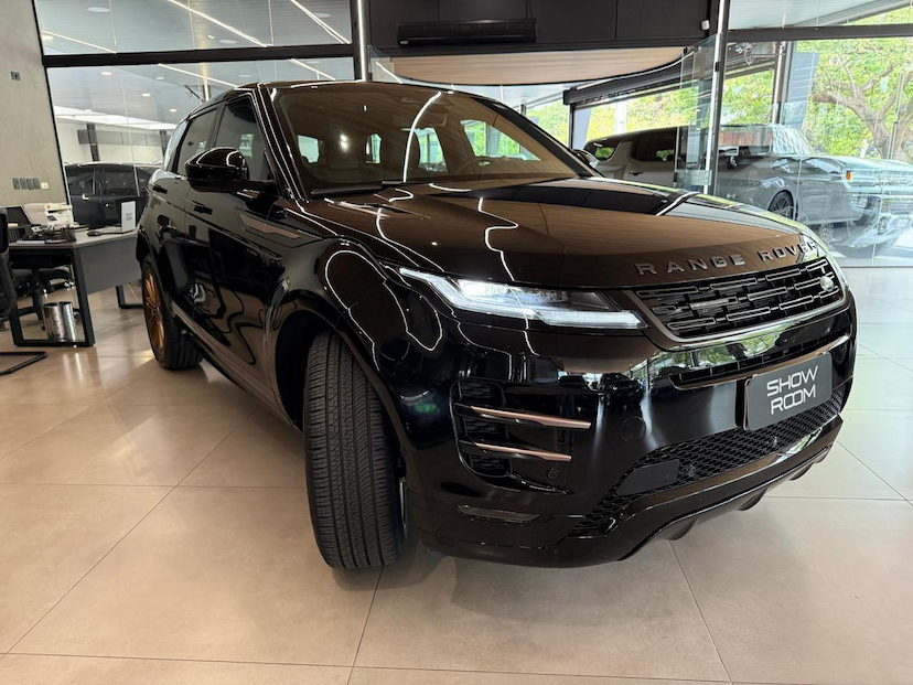 Foto do veículo LAND ROVER RANGE ROVER EVOQUE P250FF HSE D 2024 11.537 KM 380.000,00