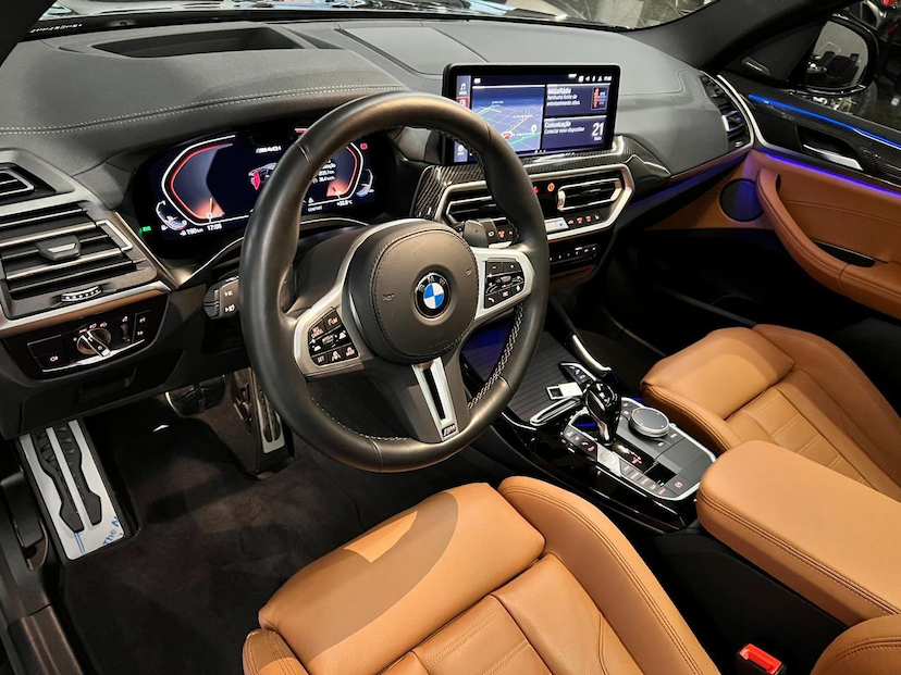Foto do veículo BMW X3  M40I 2024 17.659 KM 450.000,00