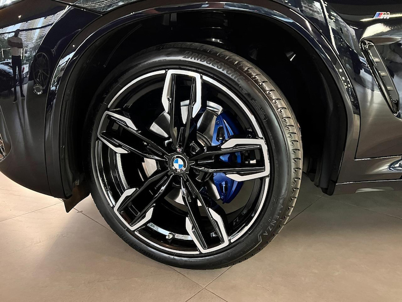 Foto do veículo BMW X3  M40I 2024 17.659 KM 450.000,00