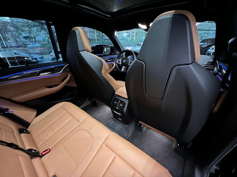 Foto do veículo BMW X3  M40I 2024 17.659 KM 450.000,00