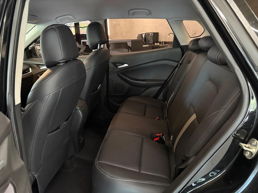 Foto do veículo CHEVROLET TRACKER  T A LT 2021 53.550 KM 96.000,00