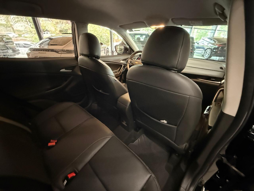 Foto do veículo CHEVROLET TRACKER  T A LT 2021 53.550 KM 96.000,00