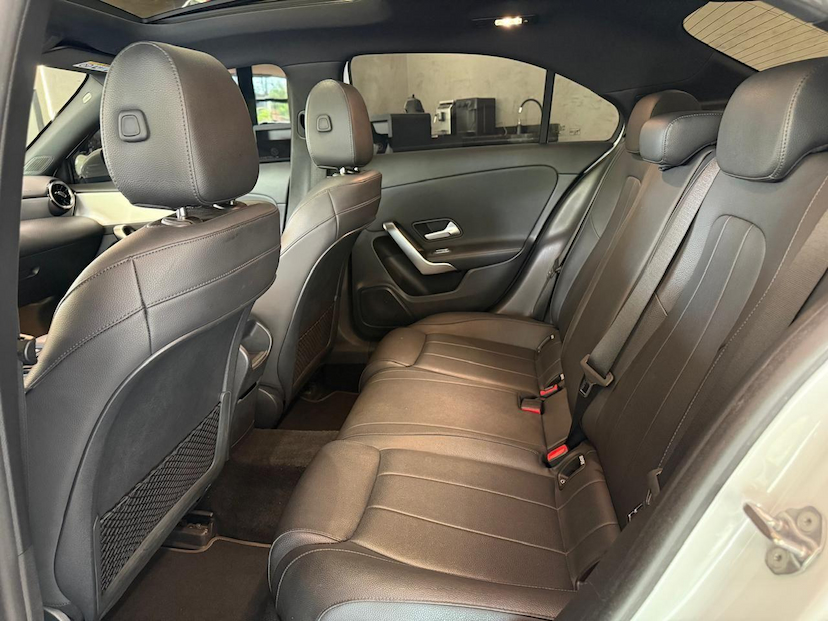 Foto do veículo MERCEDES-BENZ A 200 A200 SD HI 2020 62.730 KM 172.000,00